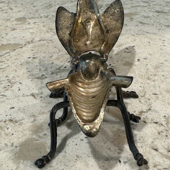 Vintage 1950-60’s~Brass~Italian Ashtray~in Form of a Fly~Hinges Open~Nice~BR - Picture 2 of 11